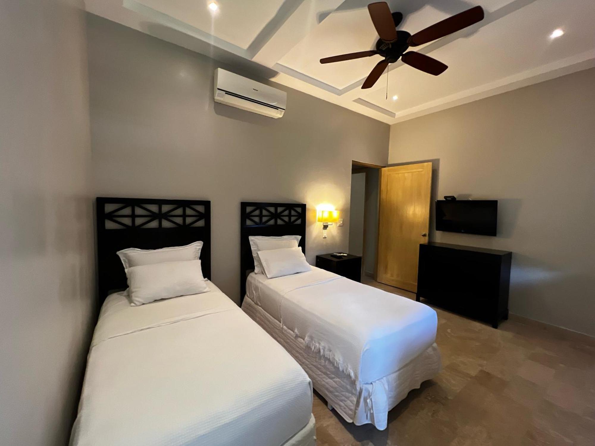 Paseo Suites El Valle, Luxury Apartments El Valle de Anton Exterior photo